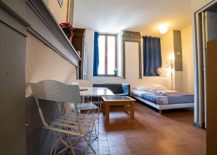 Etape Gimontoise 32 アパート